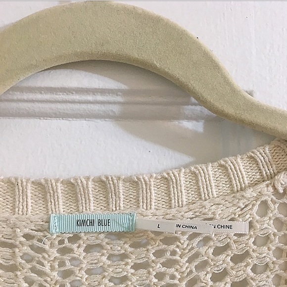 Never worn Urban Outfitters crochet sweater - Picture 3 of 3